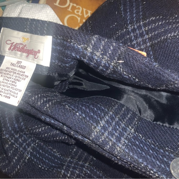 Vintage Plaid Wool Skirt. Navy Blue and white with a hint of silver 20Tall - Picture 6 of 6